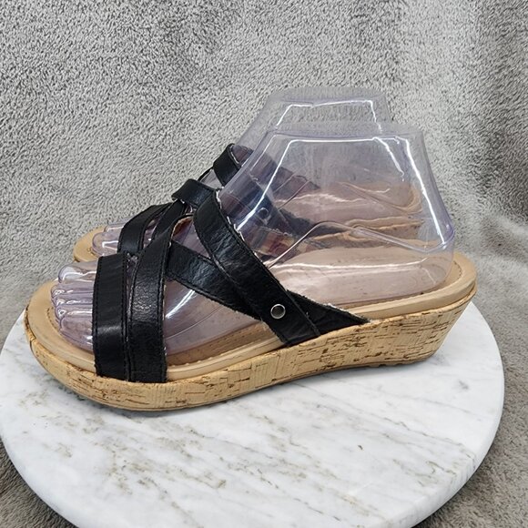 Crocs Shoes Womens Size 7 A Leigh Black Leather Slip On Wedge Sandals *GUC* - Picture 1 of 12